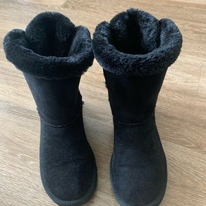 Uggs- black with bow on back